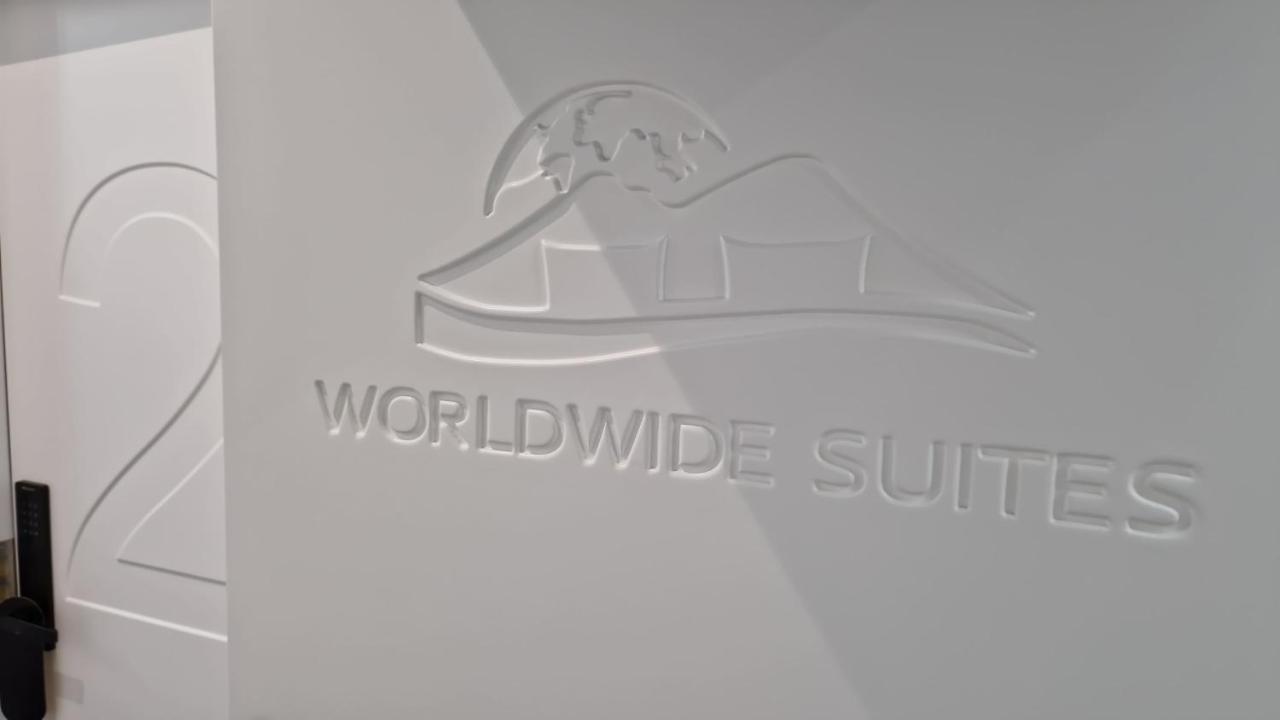 Worldwidesuites Неаполь Екстер'єр фото